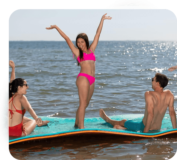 13 Best Floating Mats For Lake Fun (2023)